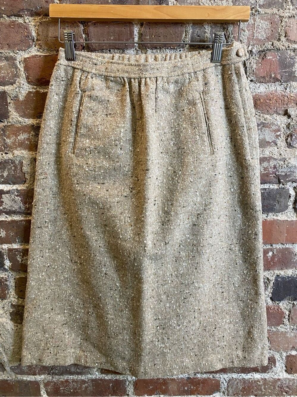 Vintage TRISSI Wool Blend Beige Speckled Skirt Women’s Size 10